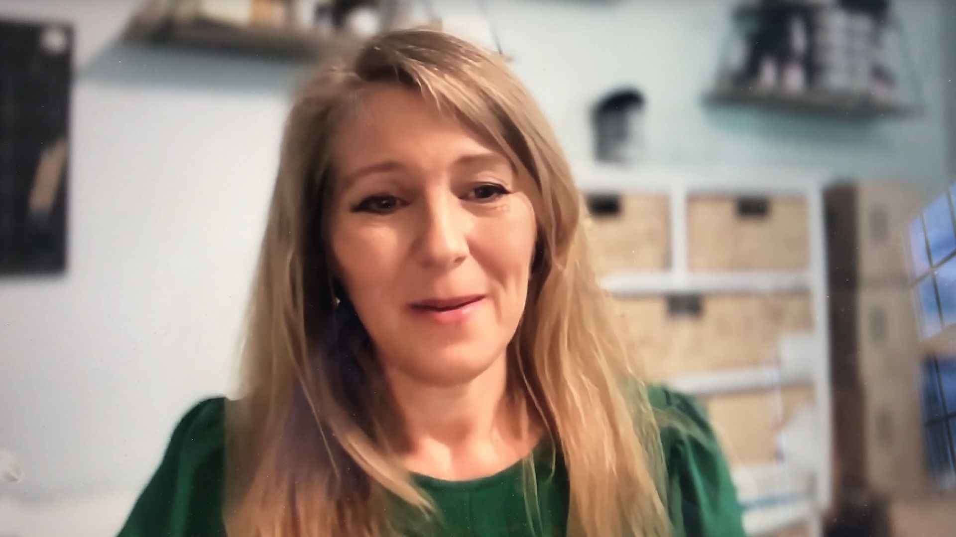 THE MIND-BODY CONNECTION: The Power Behind Faith & Positive Thinking for Healing