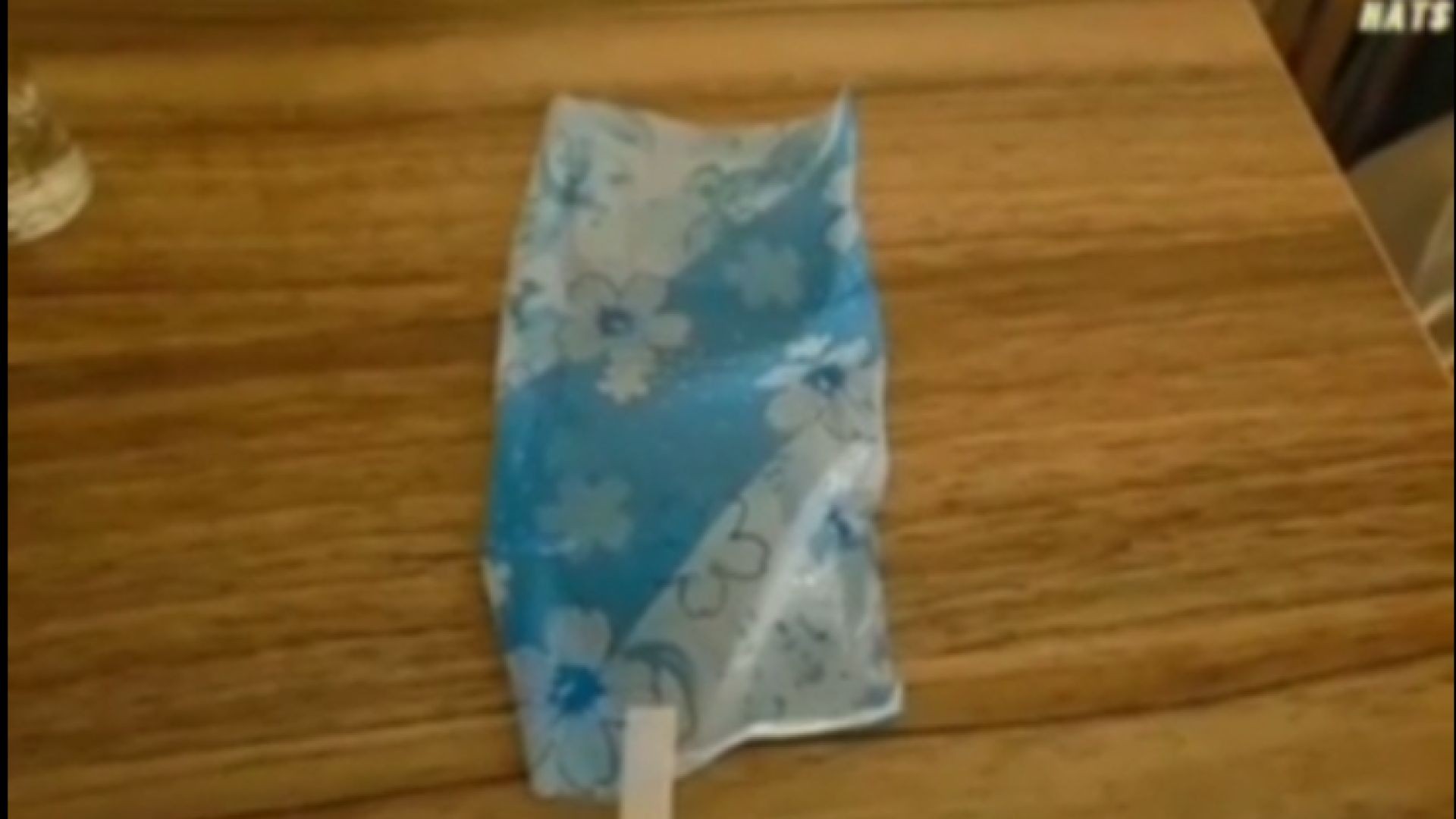 CAUTION! Female Pads