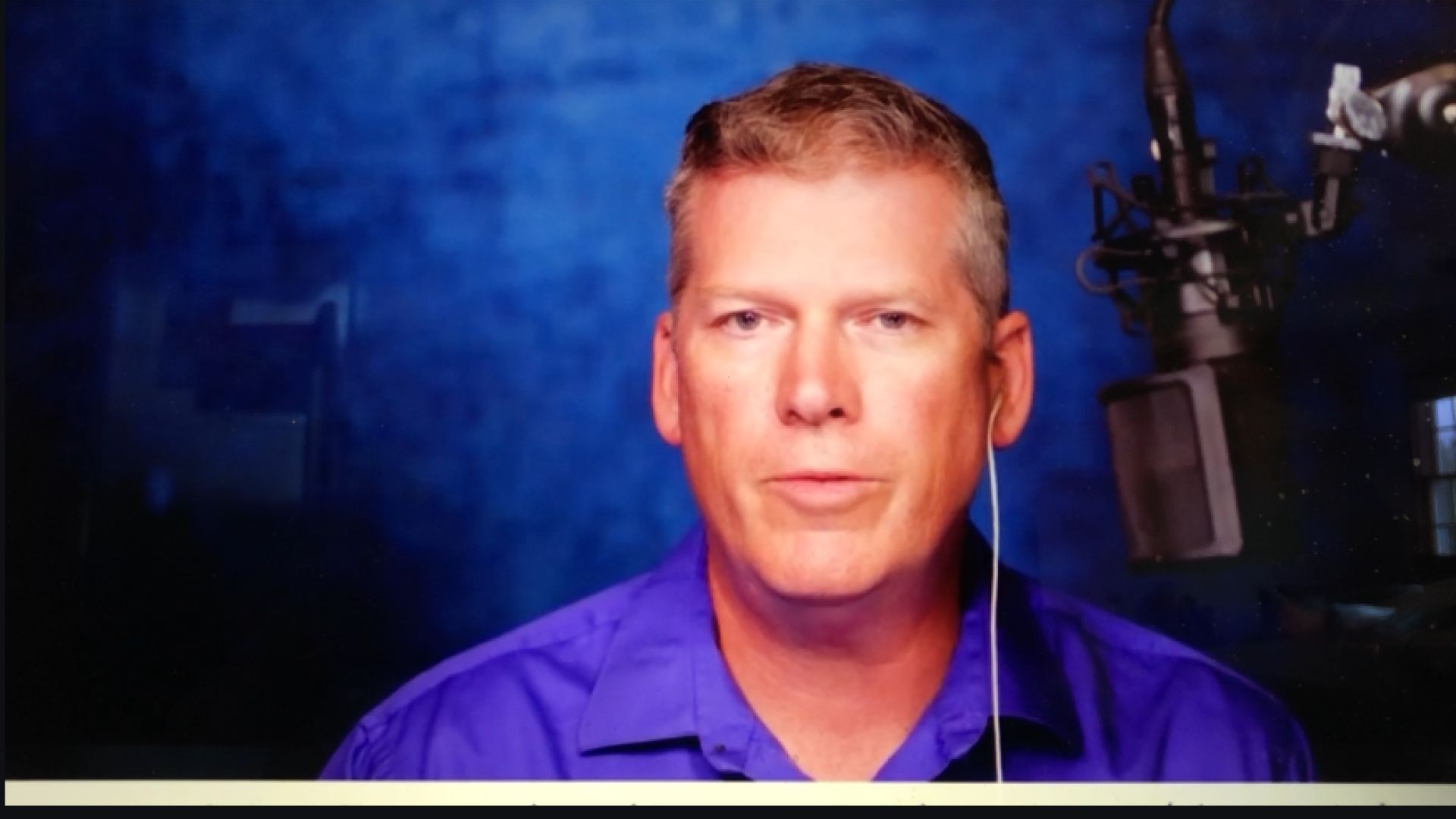 Karen Kingston tells Mike Adams of scary recent events and her plans moving forward.