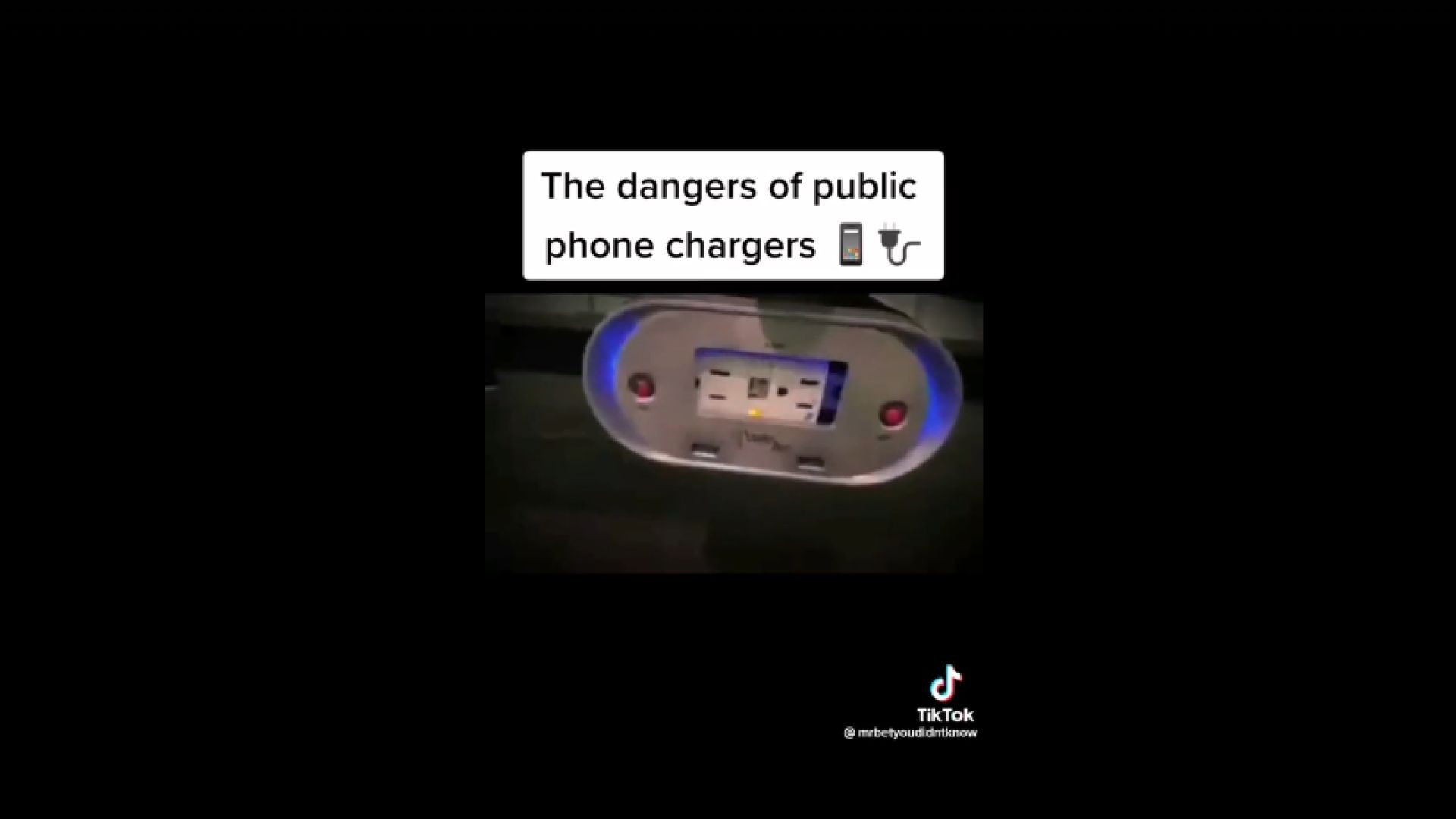 Danger  to charge your phone  at the public location!.mp4