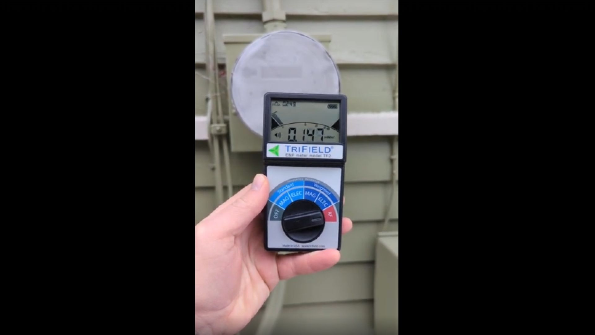 Smart Meter Cover reduces Peak/Pulse RF from Smart Meter